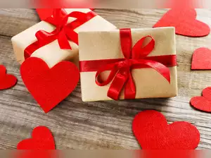 List of items that you should AVOID for your couple as gift