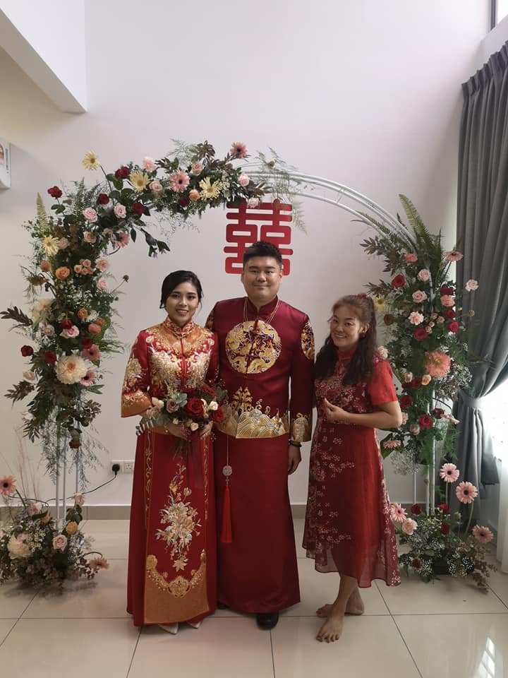  malaysia top bride chaperone.